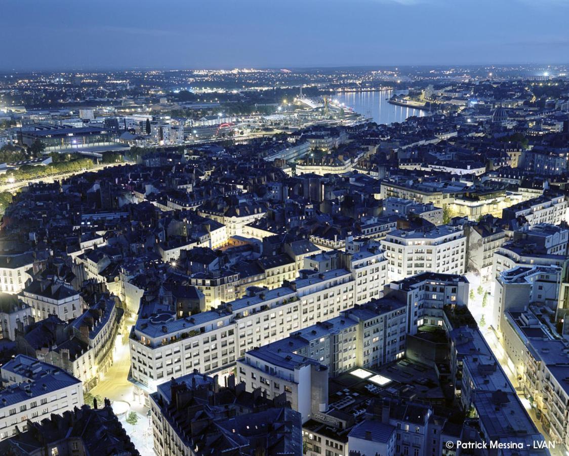 Pour Une Escapade A Nantes, Face Au Musee D'Arts Lägenhet Exteriör bild